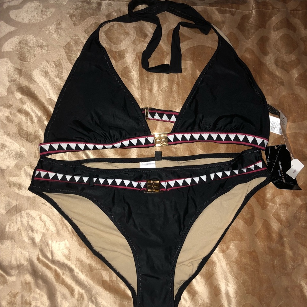 Black bikini